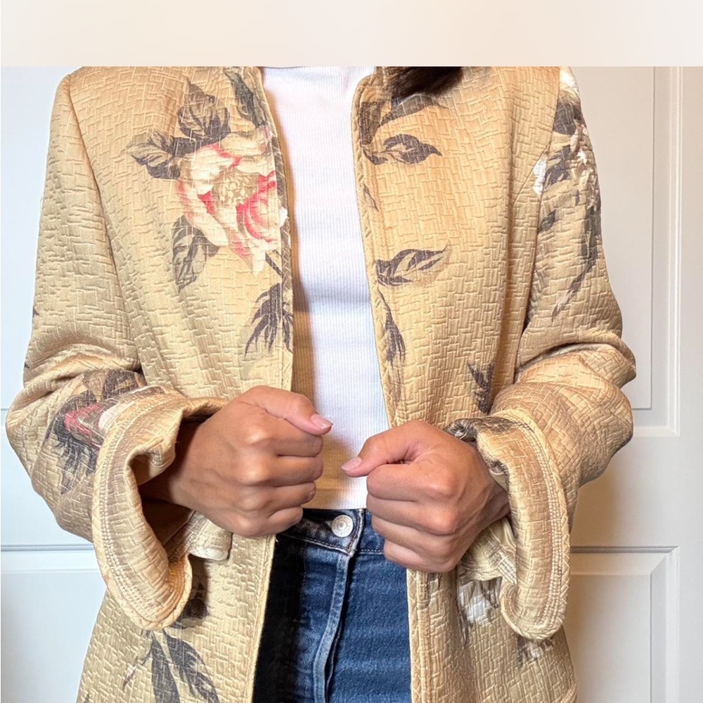 Floral Beige Quilted Women's Sweater